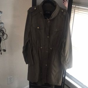 Badgley Mischka XXL Water-resistant Anorak